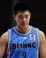 开云体育官方-上强度了！首节两队合计18次犯规 北京10次&amp;广厦8次